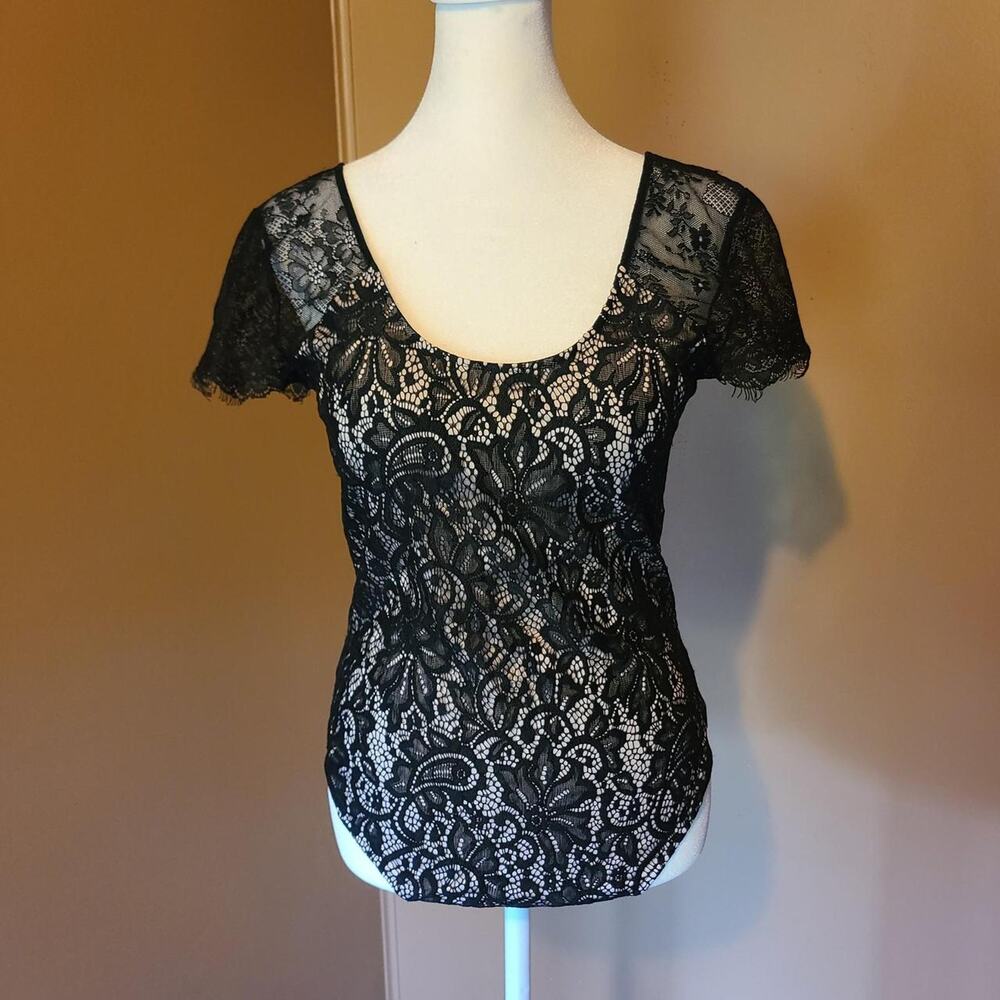 Express Black Floral Lace Bodysuit Sheer Back Nude Lining Short Sleeve Small